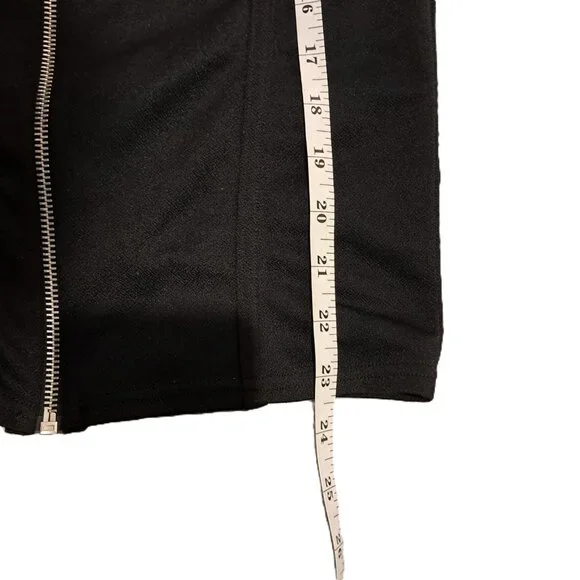 PrettyLittleThing Women's Black Zip up cup detail dress | Size 6 - Picture 5 of 7